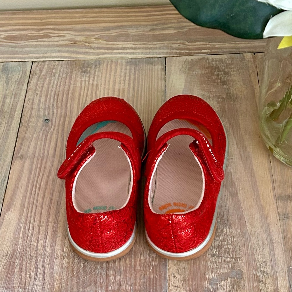 Livie & Luca Red Sparkle Mary Jane Shoes✨ - Picture 8 of 10